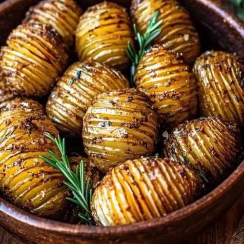 Crispy Rosemary Butter Roasted Potatoes